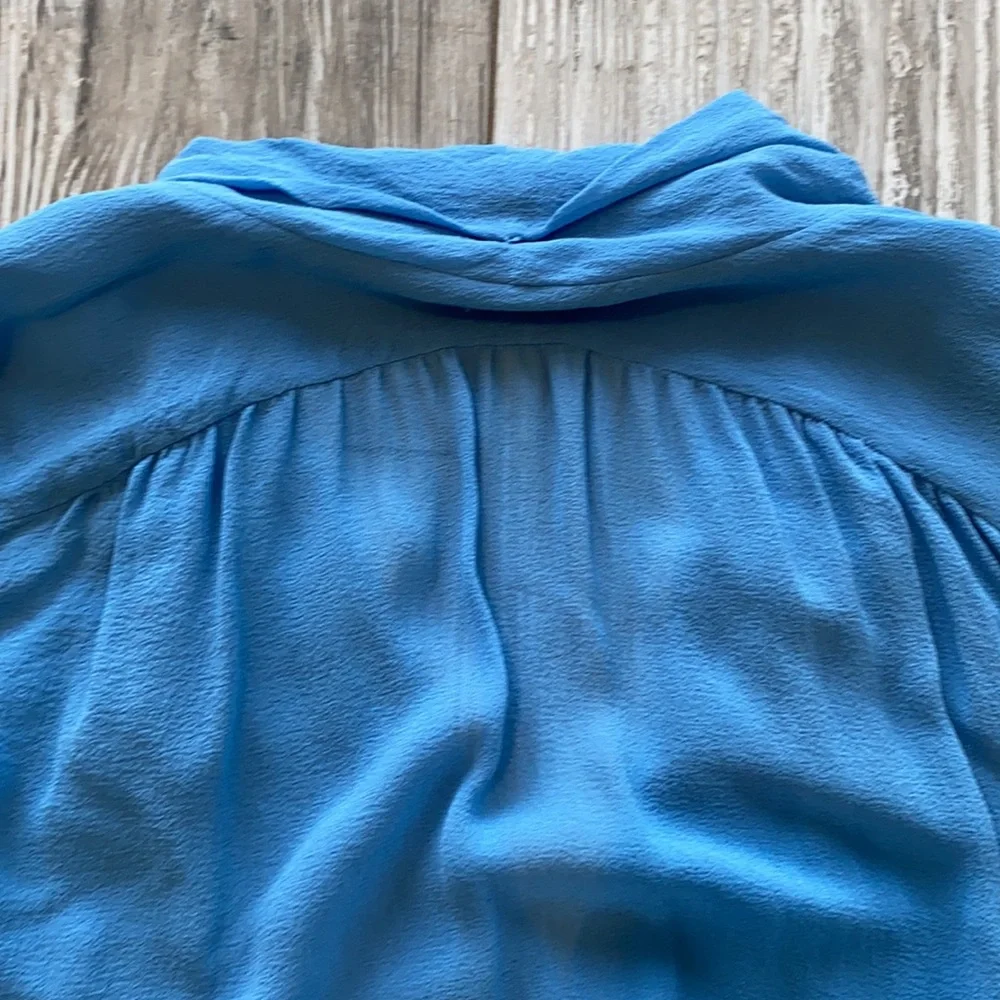 Wilfred Blue Long Sleeve 100% Silk Blouse - Picture 9 of 10